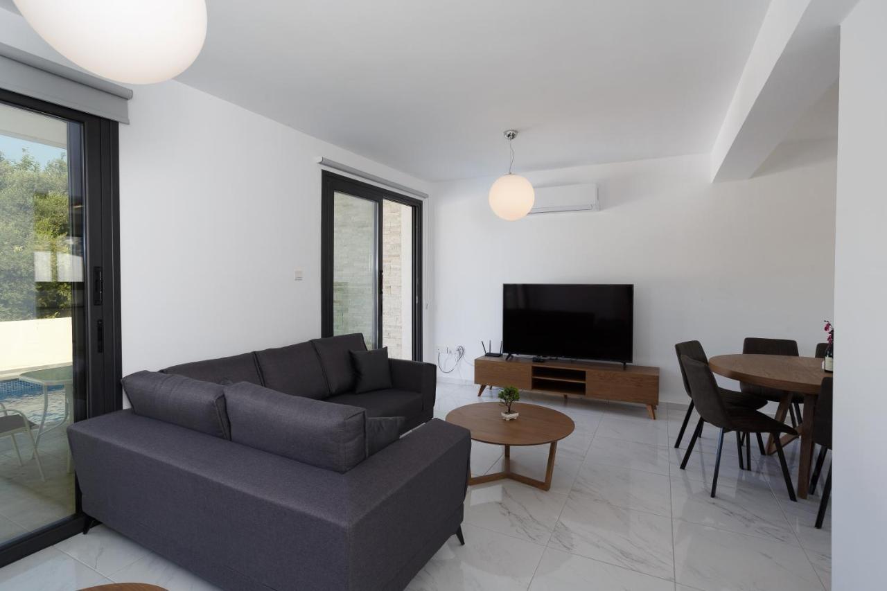 Cosy Paphos Villa - By Imh Travel & Tours Экстерьер фото