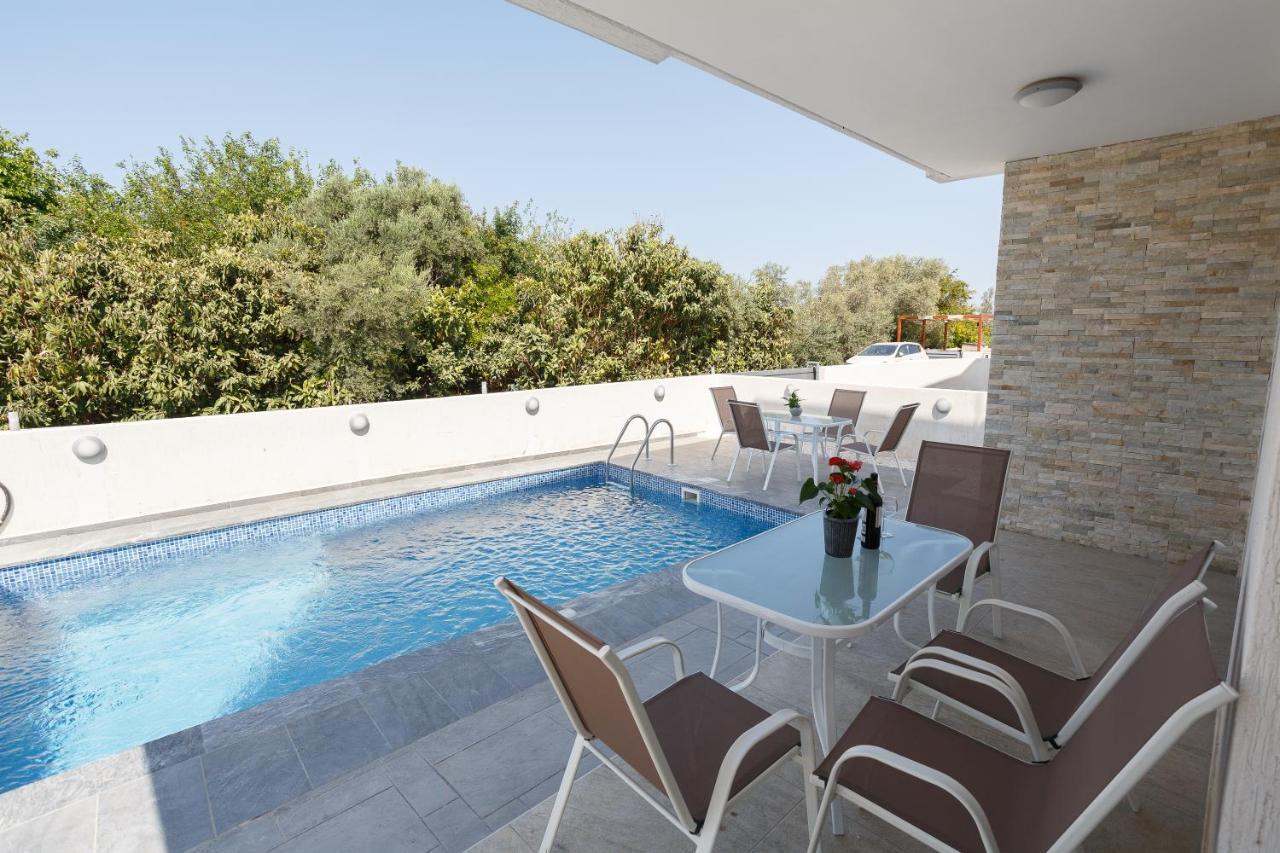 Cosy Paphos Villa - By Imh Travel & Tours Экстерьер фото